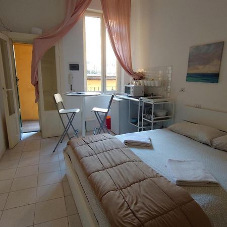 Ferienwohnung Monolocale Sui Navigli 400 Mt Mm2 Porta Genova - Ticinese Mailand Exterior foto